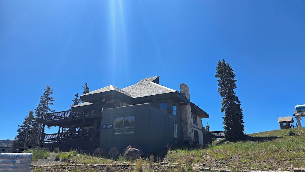 Eagle Point Resort photo 20