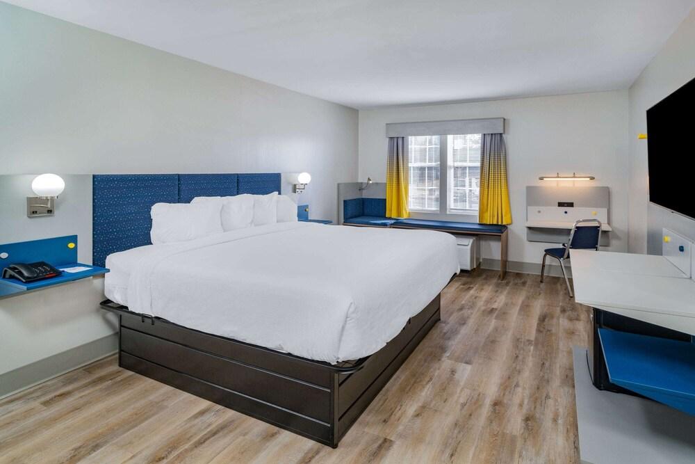 Microtel Inn by Wyndham Athens photo 18