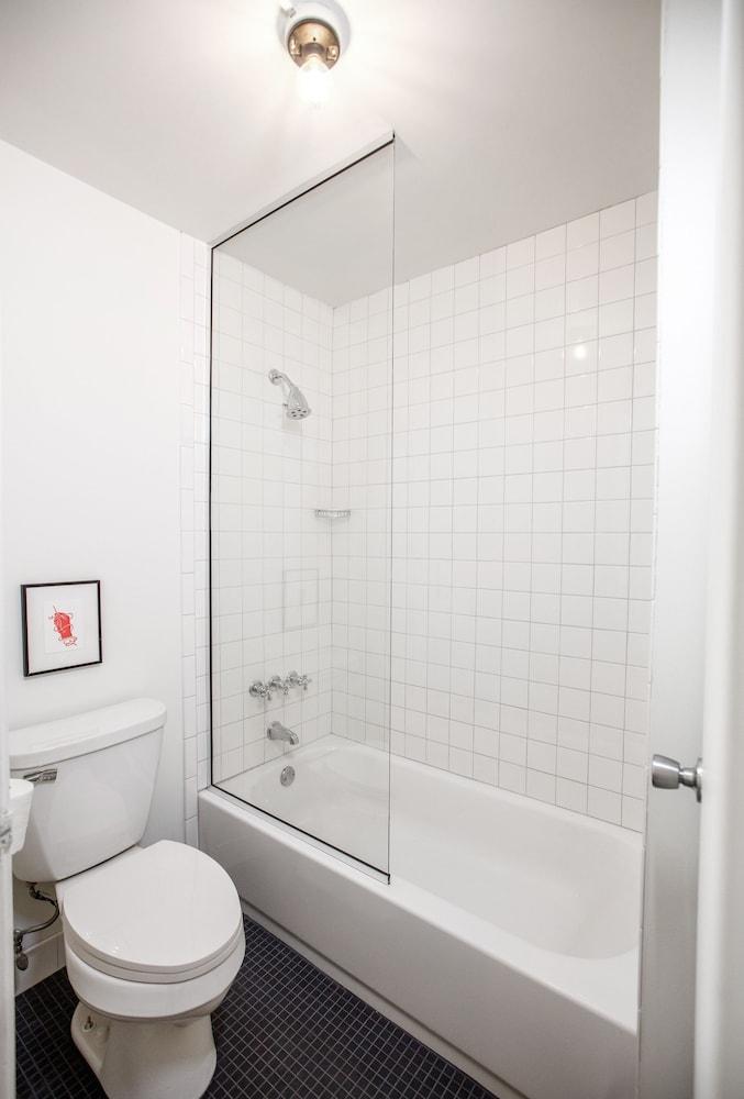 Trumbull and Porter Hotel photo 76