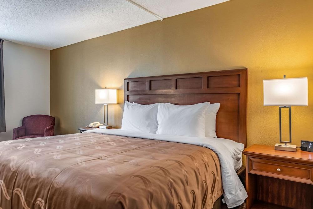Quality Inn Bucyrus North photo 7