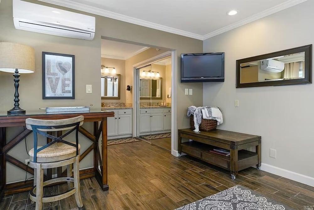 The Napa Residences photo 20