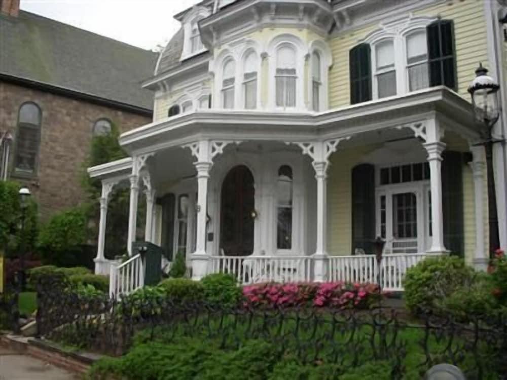The Mansion Inn photo 18