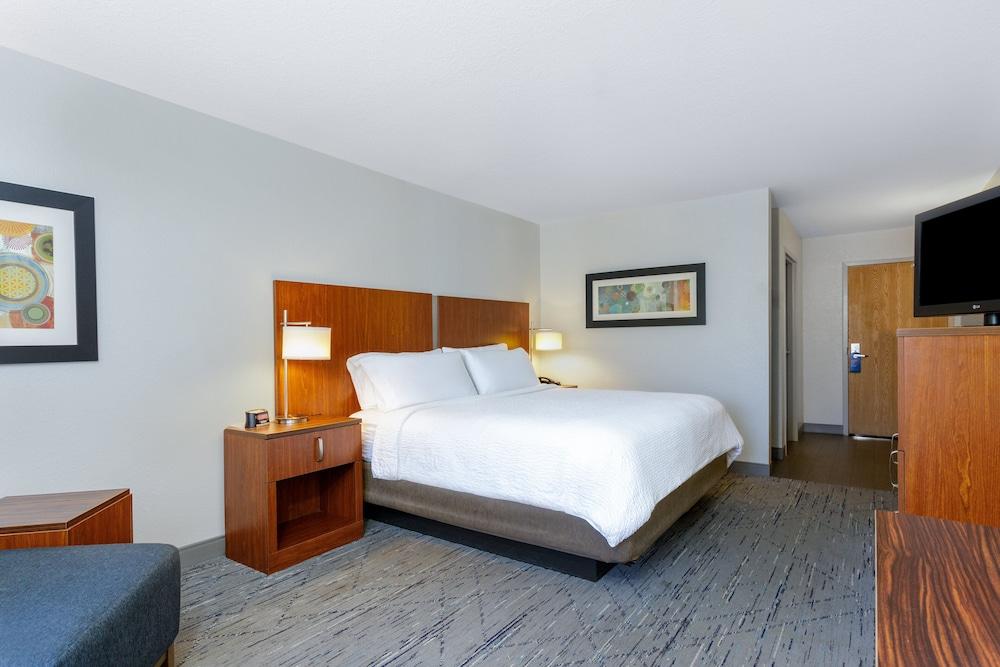 Holiday Inn Express Hotel & Suites Jacksonville South I-295 by IHG photo 29