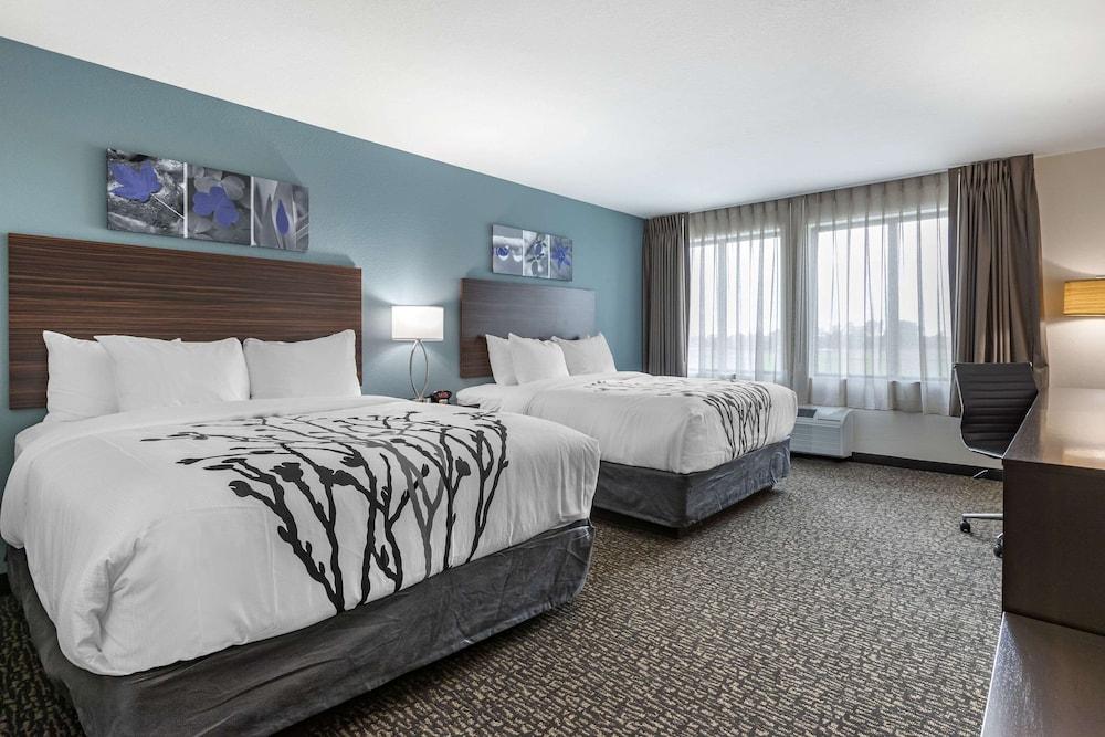 Sleep Inn & Suites Milwaukee/Franklin photo 5