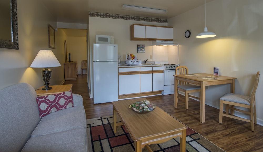 Affordable Suites of America Harrisonburg photo 25