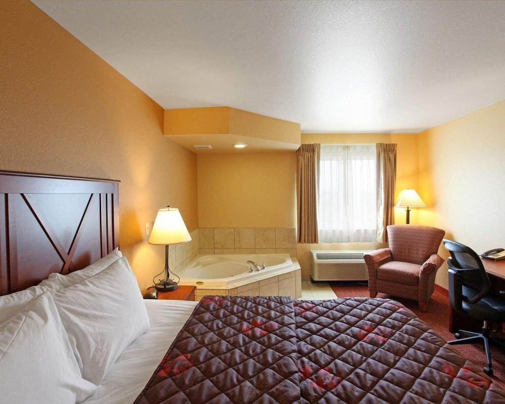 Rodeway Inn & Suites Phillipsburg photo 17