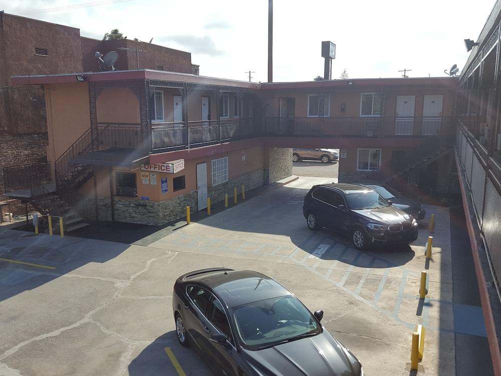 Travel Inn Motel photo 29