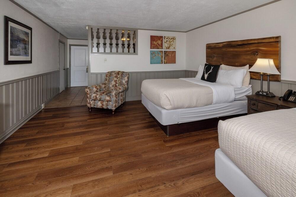 Switzerland Inn photo 36