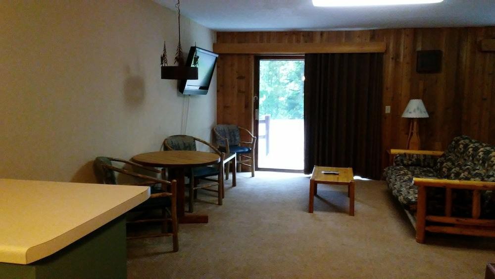 Lakewoods Resort & Lodge photo 18