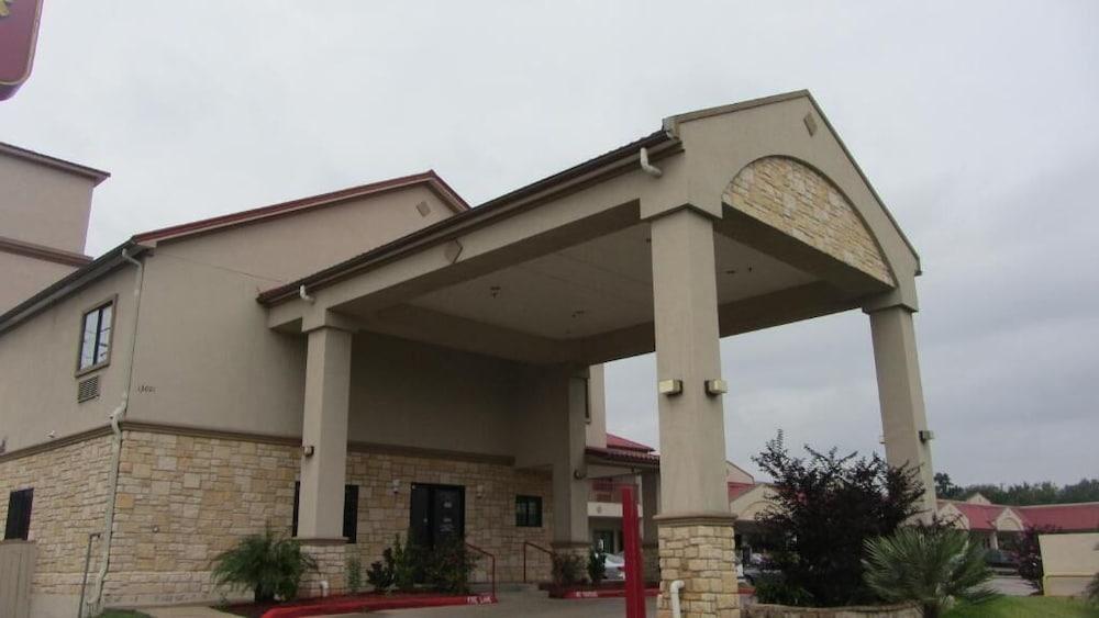 Palace Inn Greenspoint photo 7