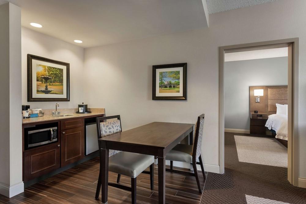 Hampton Inn & Suites Montgomery-EastChase photo 28