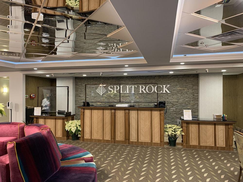 Split Rock Resort photo 6