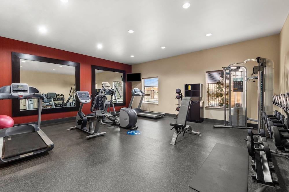 Quality Inn & Suites Pearsall photo 36