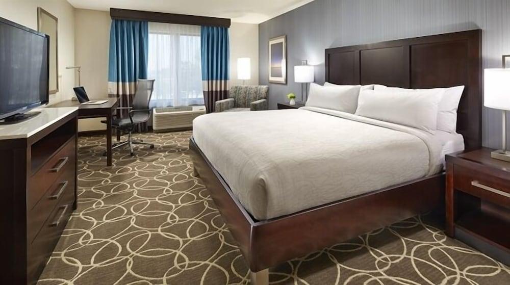 Hilton Garden Inn Springfield photo 5