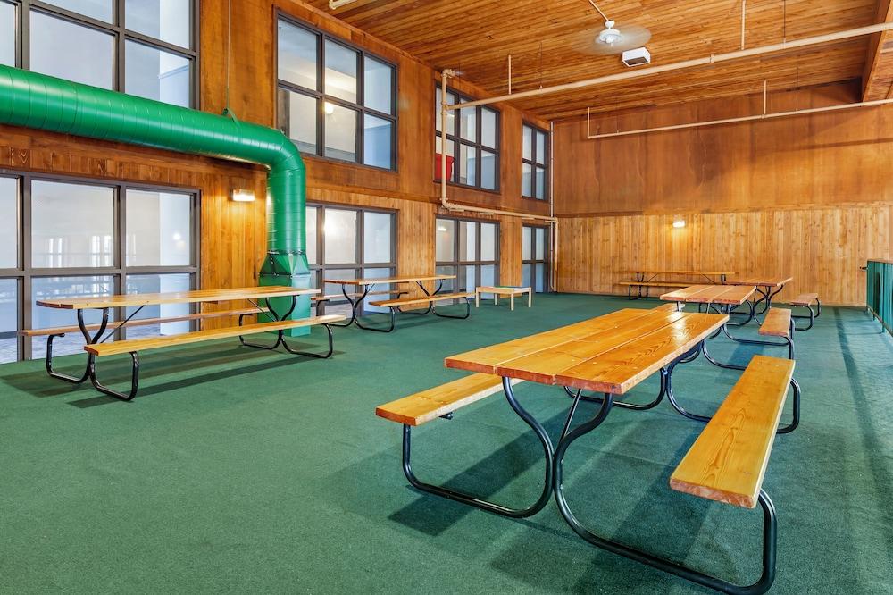 Polynesian Hotel & Suites Wisconsin Dells/Lake Delton photo 58