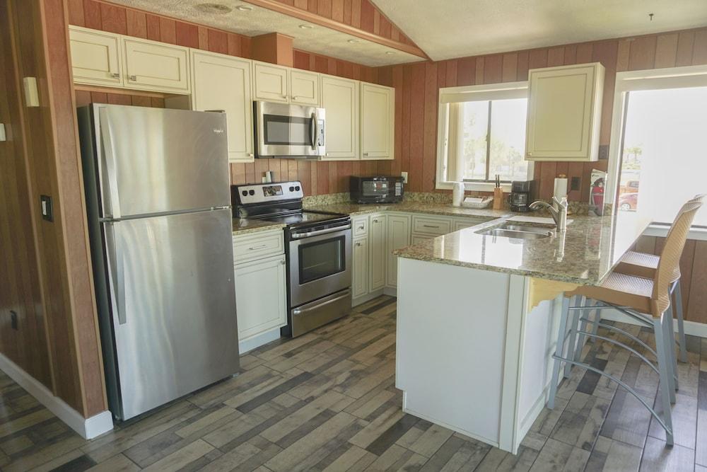Oceanview Lodge photo 18