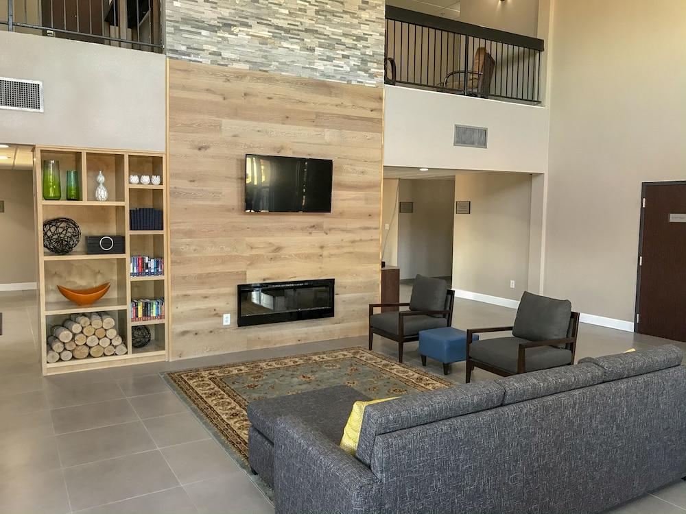Comfort Suites Shenandoah-The Woodlands photo 6