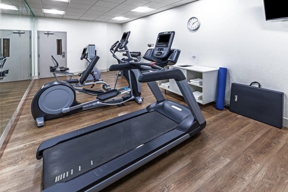 Holiday Inn Express & Suites West by IHG photo 20