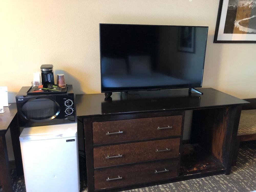 District Hotel by OYO Portland Convention Center photo 20