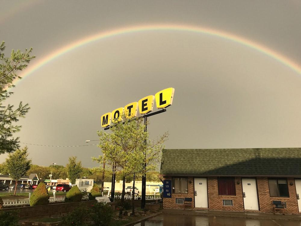 Heritage Inn Mahomet photo 7