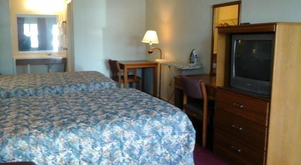 Royal Inn photo 12