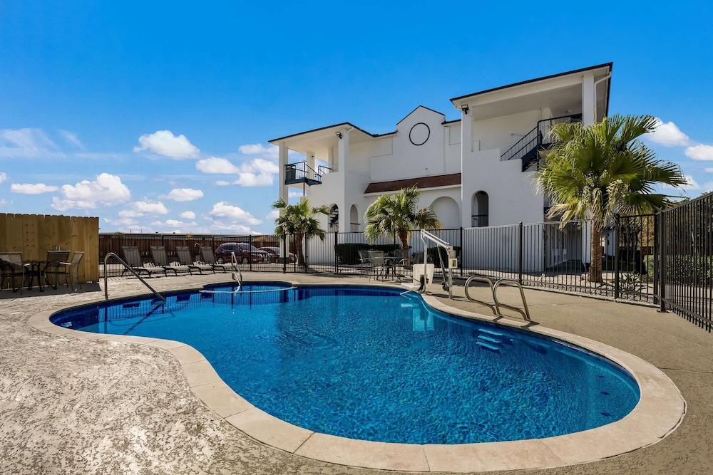 SureStay Hotel by Best Western Spring North Houston photo 26