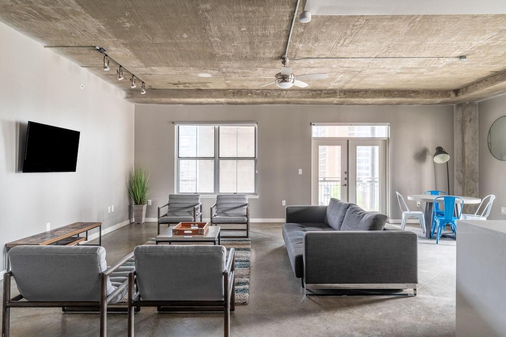 Kasa Downtown Austin photo 28