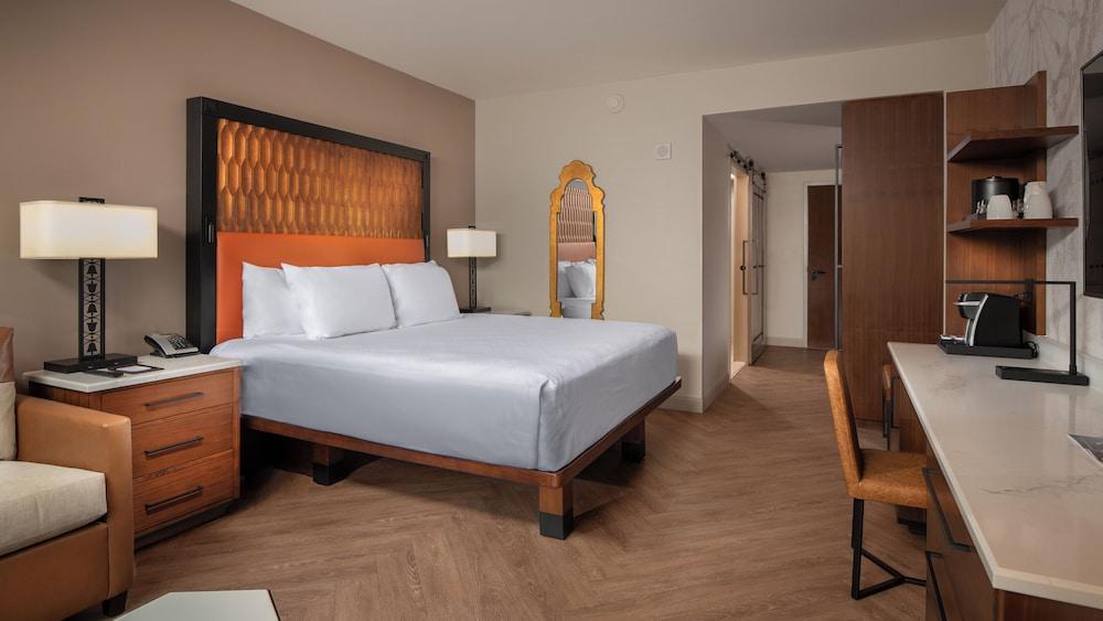 Disney's Coronado Springs Resort photo 7