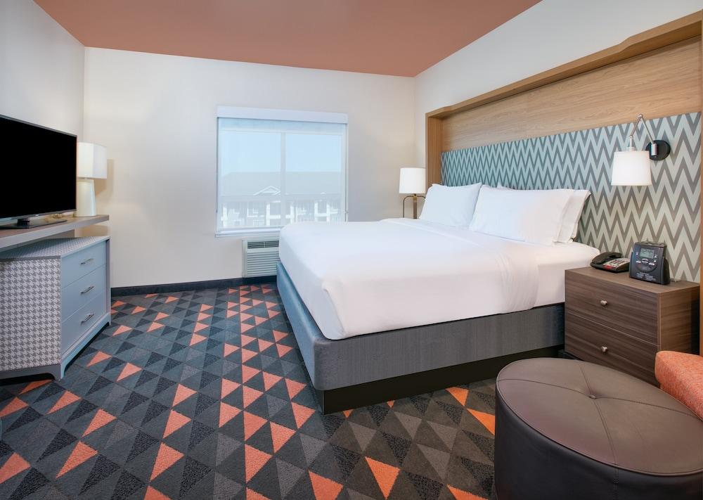 Holiday Inn DFW South by IHG photo 11