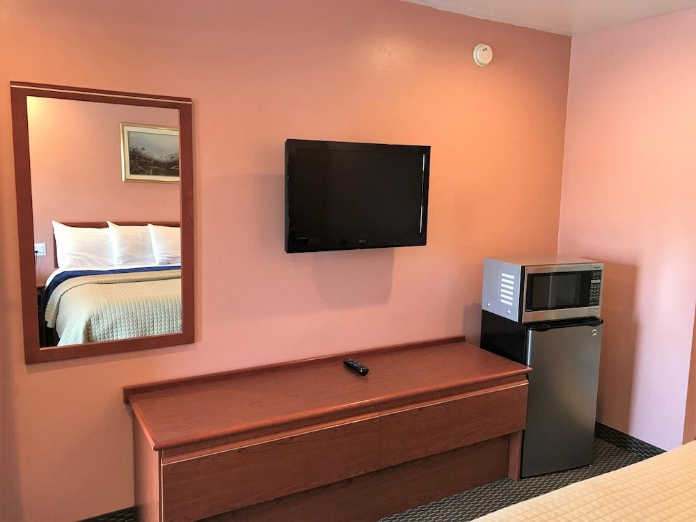 Bestway Inn photo 22