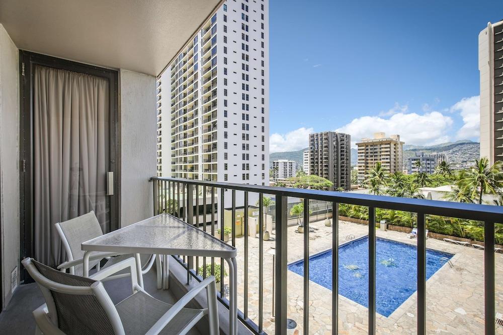 Aston Waikiki Sunset photo 35