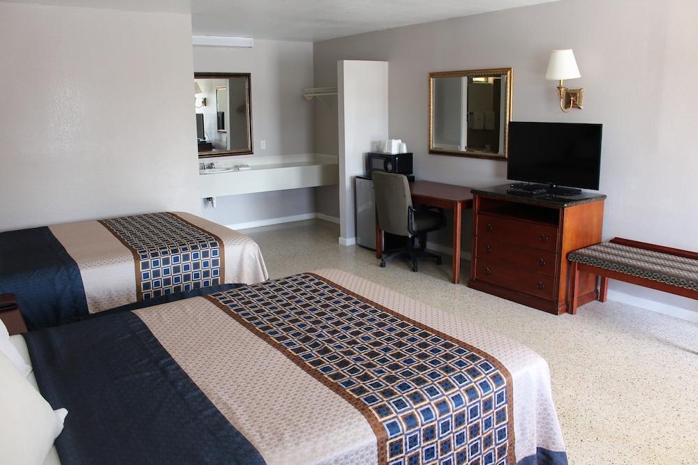 Lion Inn photo 4