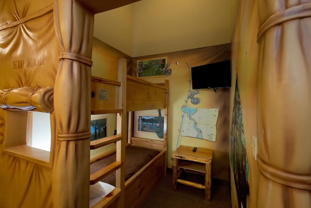 Great Wolf Lodge Traverse City photo 16