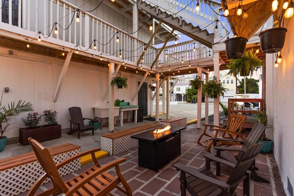 Dry Dock Inn photo 51