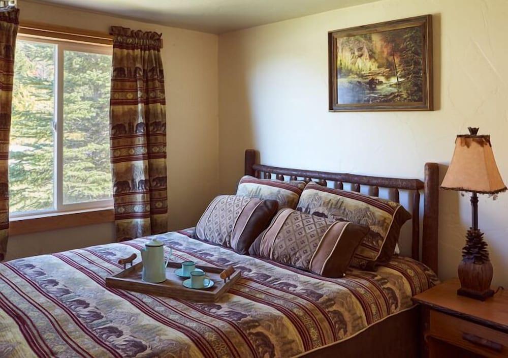 St. Mary Village photo 14