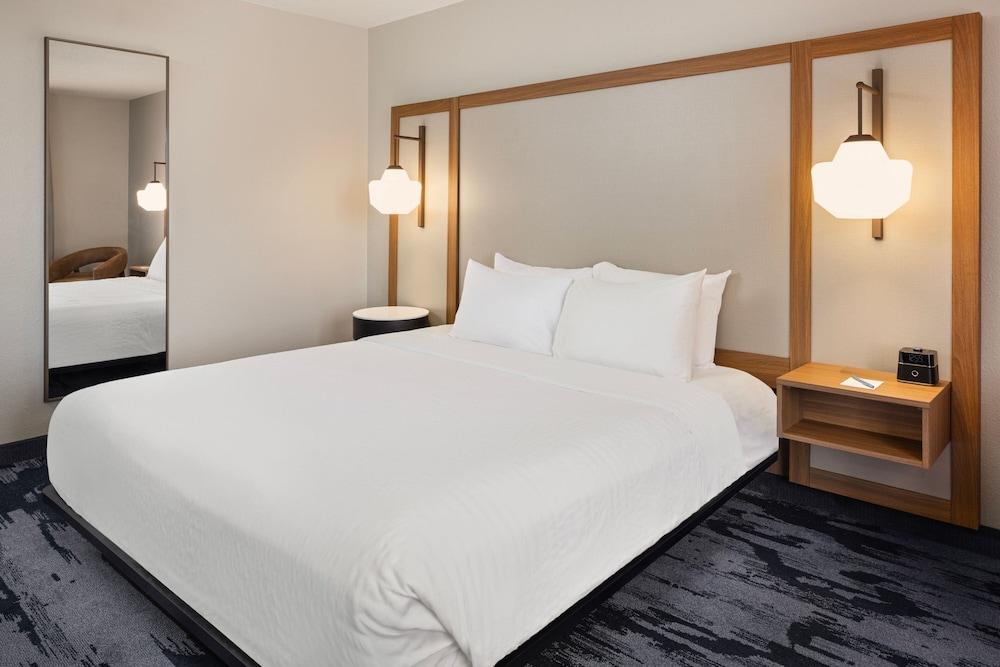 Fairfield Inn & Suites Columbus East photo 11