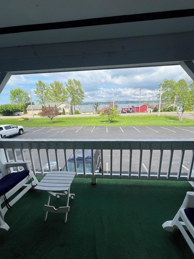 Webb's Year Round Resort photo 7