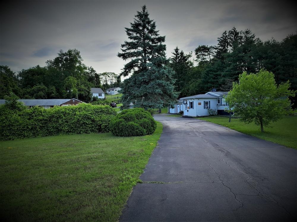Peloke's Motel photo 3