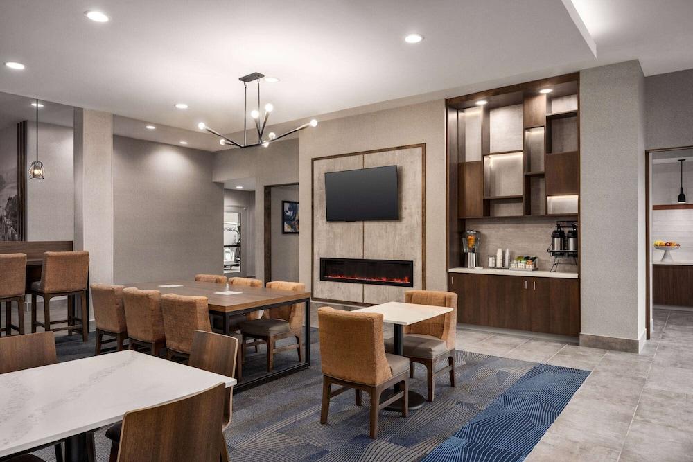 Hawthorn Extended Stay by Wyndham Del Rio photo 4