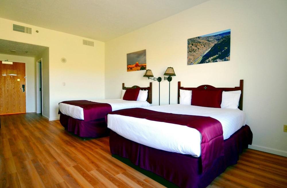 Ohkay Casino Resort Hotel photo 7