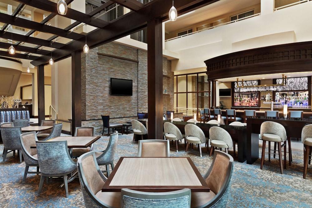 Embassy Suites by Hilton Boston Waltham photo 4