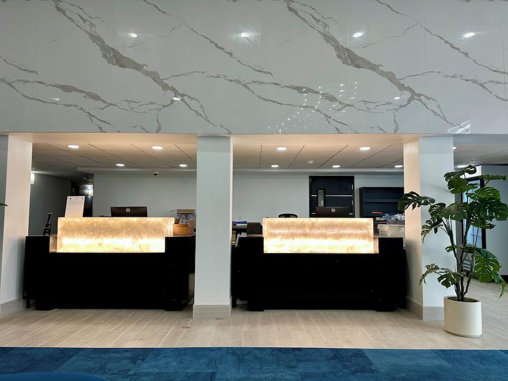Blue – A Modern Hotel, an Ascend Collection Hotel photo 7