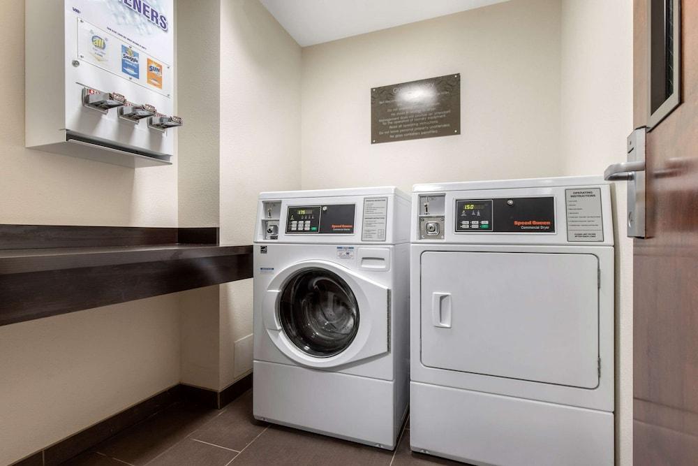 Comfort Inn Shelby photo 32