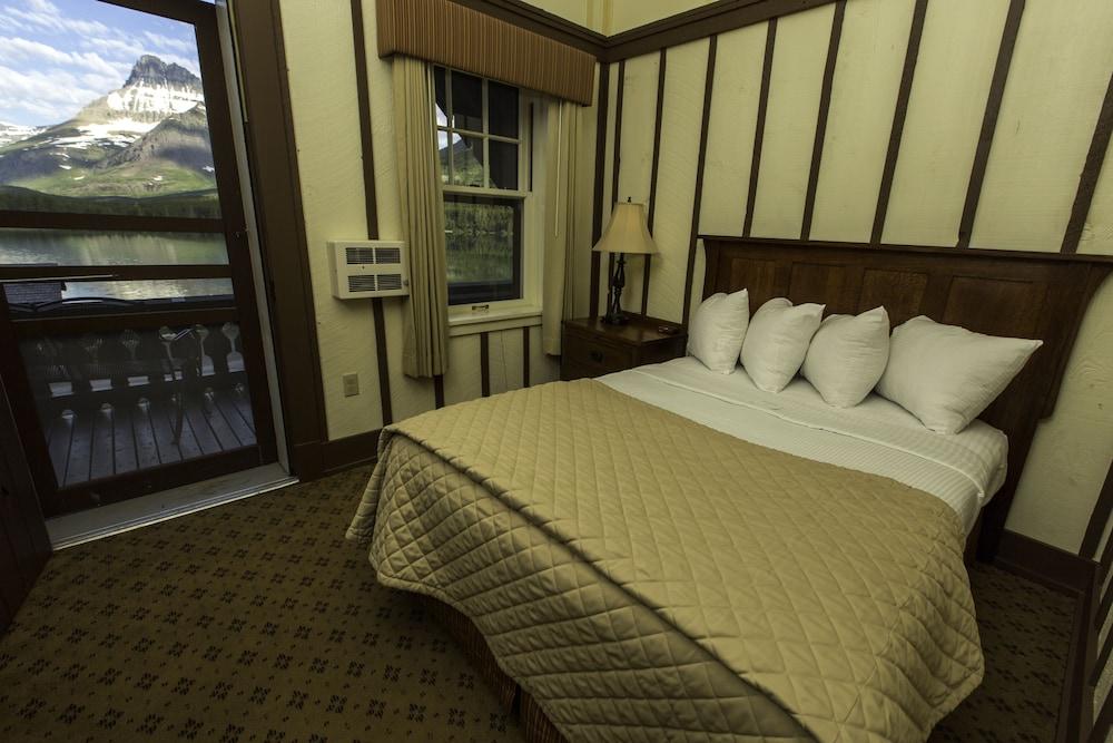 Many Glacier Hotel - Inside the Park photo 8