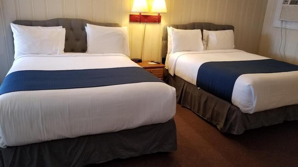 The Tides Motel photo 4