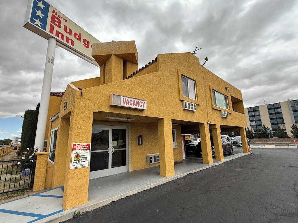 New Budget Inn photo 39