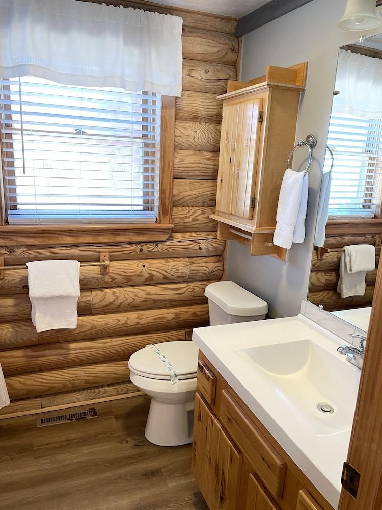 Crown Point Resort photo 19