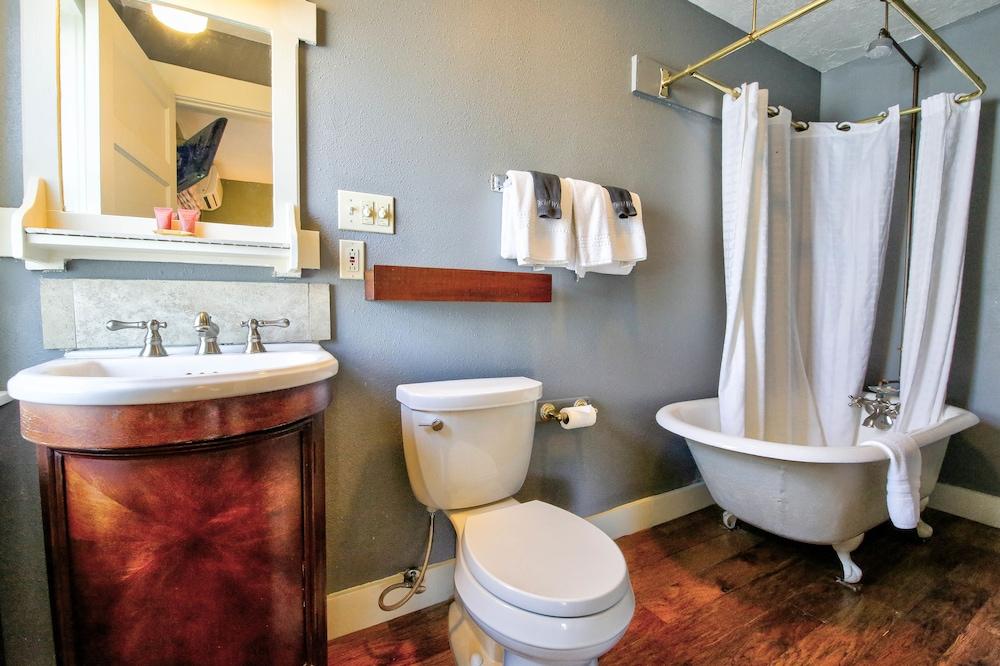 Hotel Charlotte photo 14
