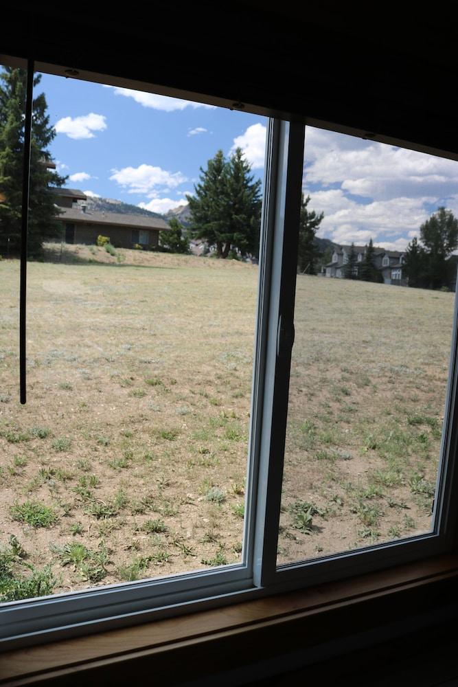 Columbine Inn photo 57