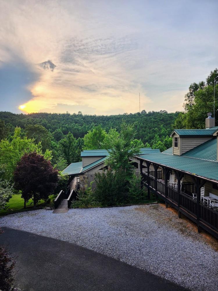 Lodge at Tellico photo 24